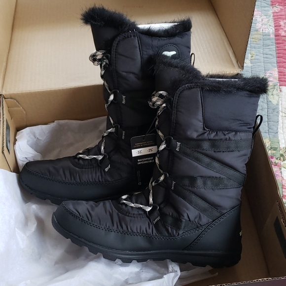 Sorel Shoes - NWT Sorel black Whitney boots